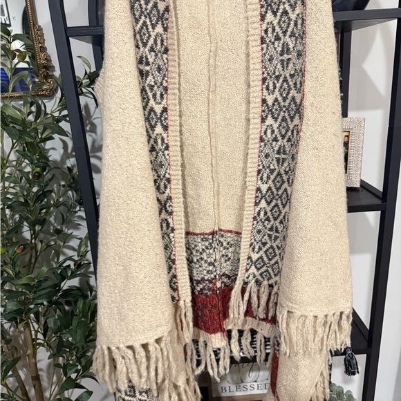 Hem & Thread Cream Cardigan with Black and Red Accents boho size s/m - Picture 5 of 7